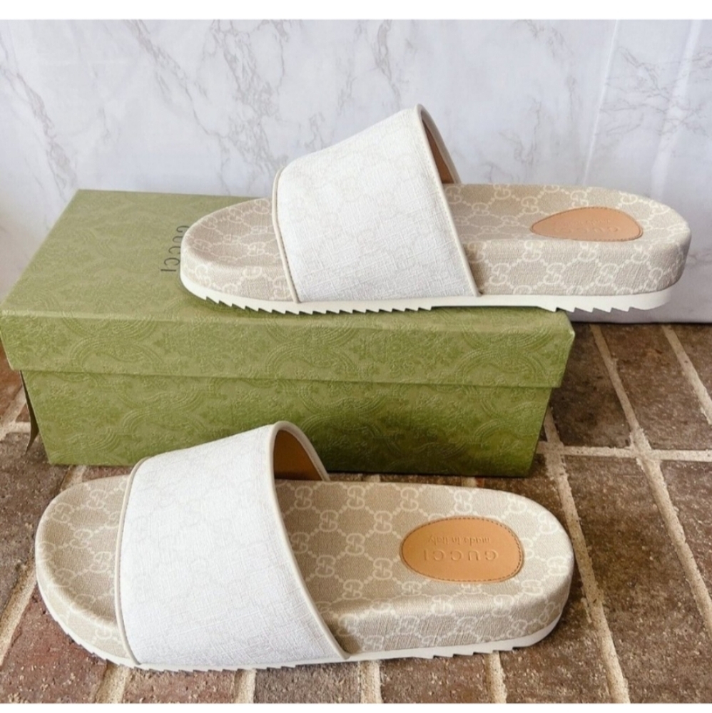 Gucci Slides in Cream/Ivory UK8 US Men's 8.5 US Woman's 10.5 - Full Inclusion - Picture 3 of 10